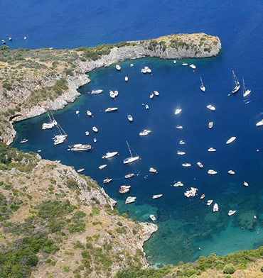 Excursions Sapri, Sapri harbor, piers for boats, hauling and various. marina harbor sapri, policastro